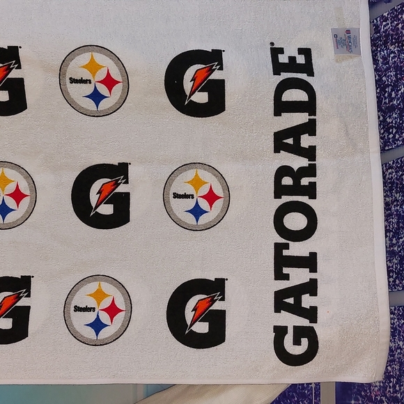 Pittsburgh Steelers On Field Football Gatorade NFL Towel NWT - Picture 6 of 6